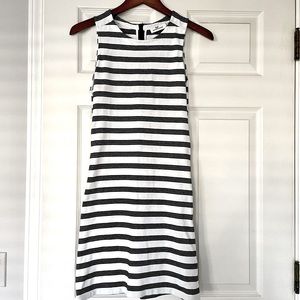 Vineyard Vines Dress